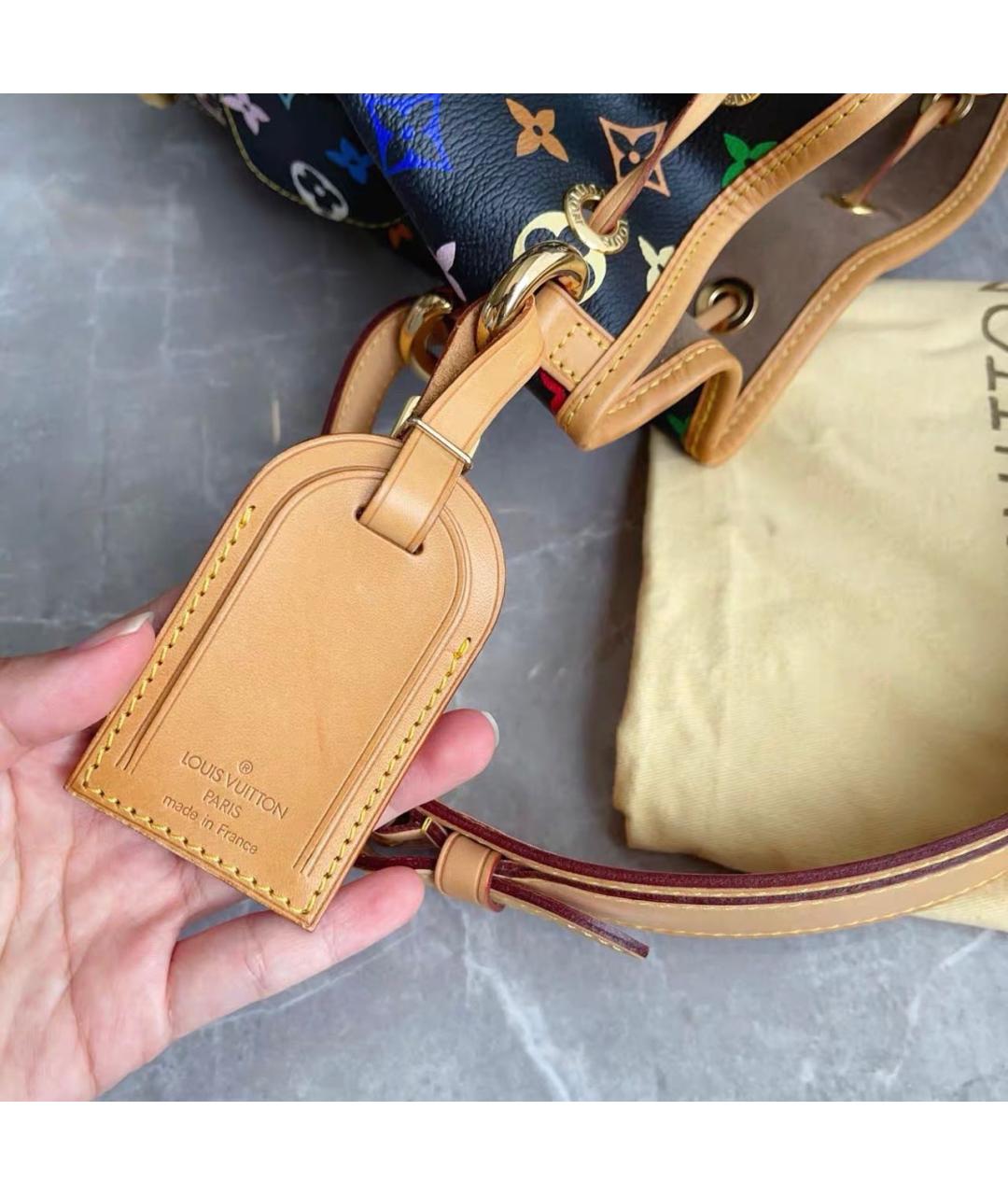 LOUIS VUITTON Черная кожаная сумка тоут, фото 3