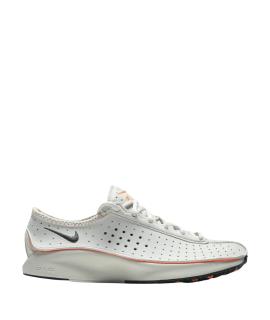 NIKE Кроссовки