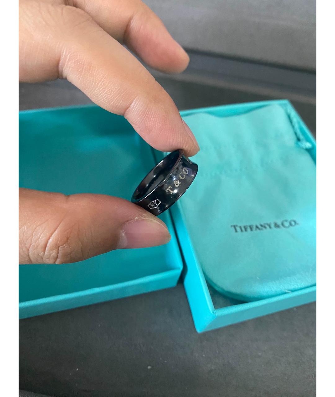 TIFFANY&CO Черное металлическое кольцо, фото 3