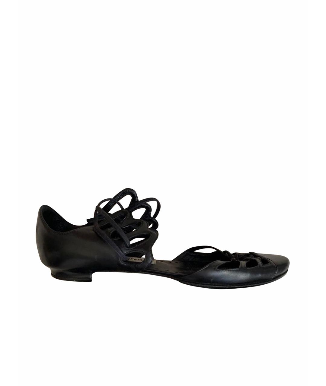 MANOLO BLAHNIK Черные кожаные балетки, фото 1