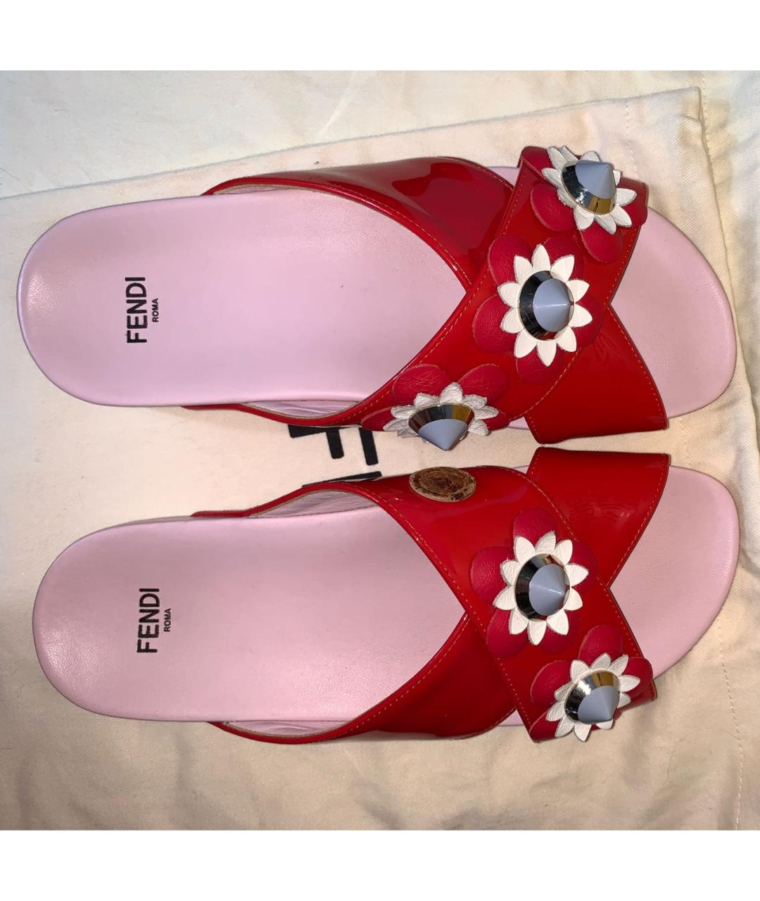 FENDI Красные шлепанцы из лакированной кожи, фото 6