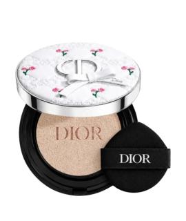 CHRISTIAN DIOR Тональное средство