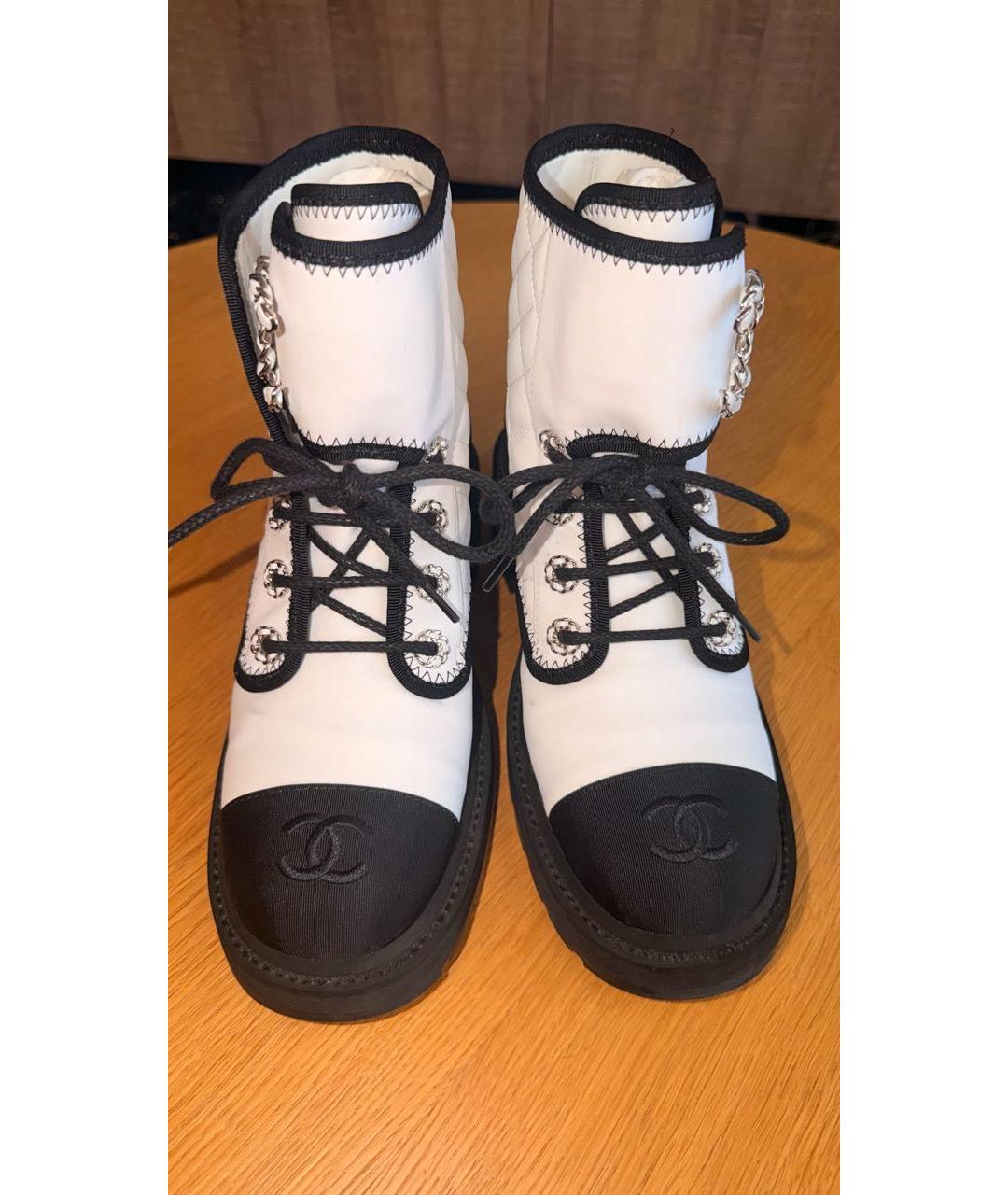 CHANEL Белые текстильные ботинки, фото 2
