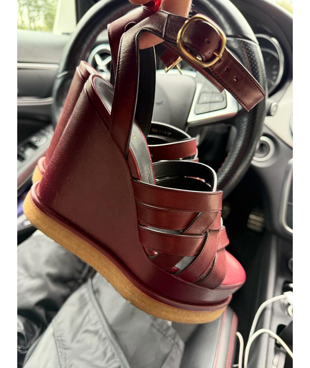 CELINE Бордовые кожаные босоножки, фото 6