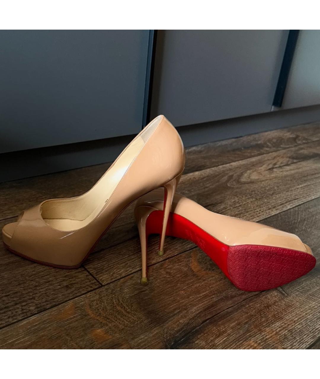 CHRISTIAN LOUBOUTIN Бежевые туфли, фото 5