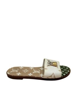 LOUIS VUITTON Шлепанцы