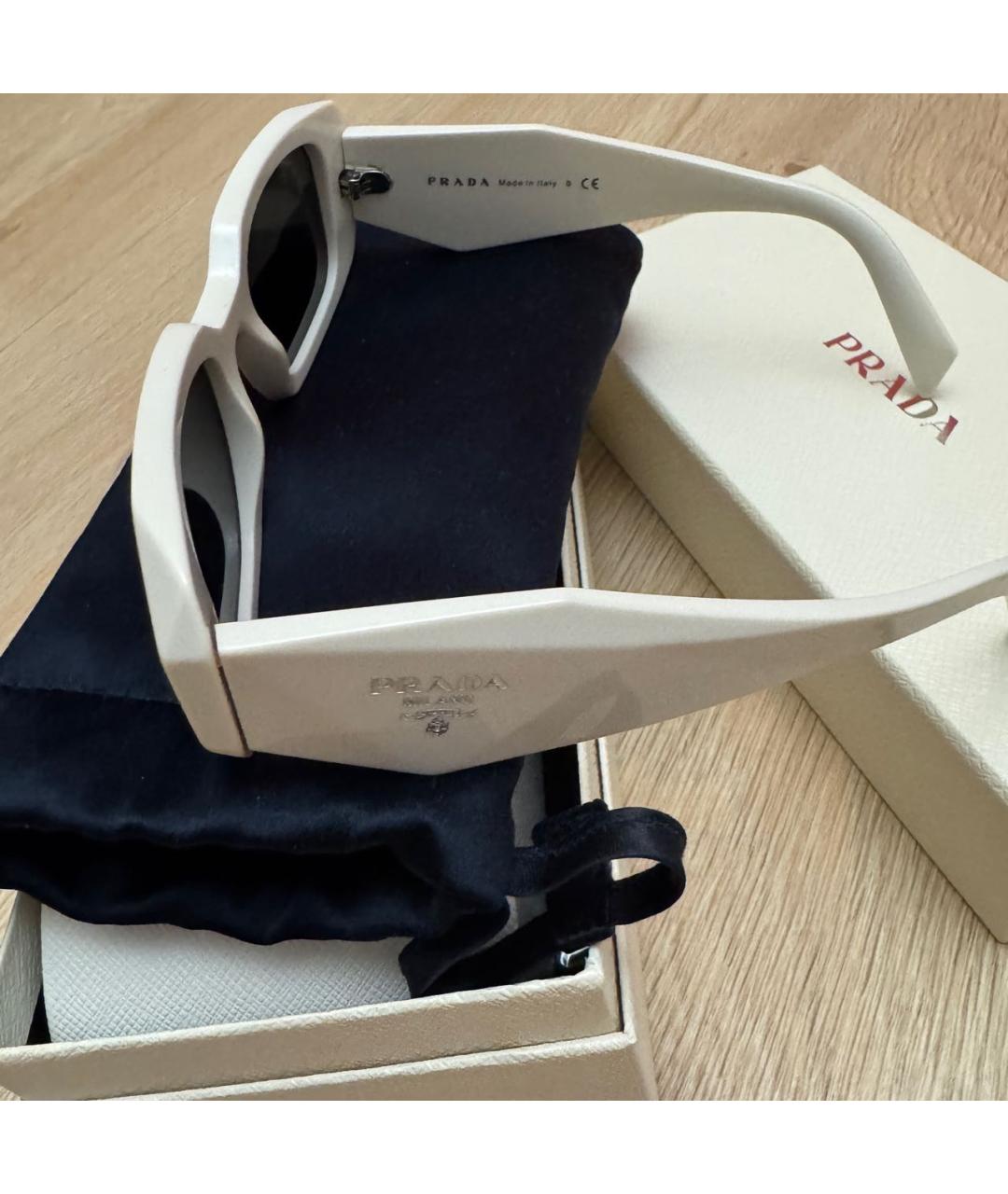 PRADA Белые пластиковые солнцезащитные очки, фото 7