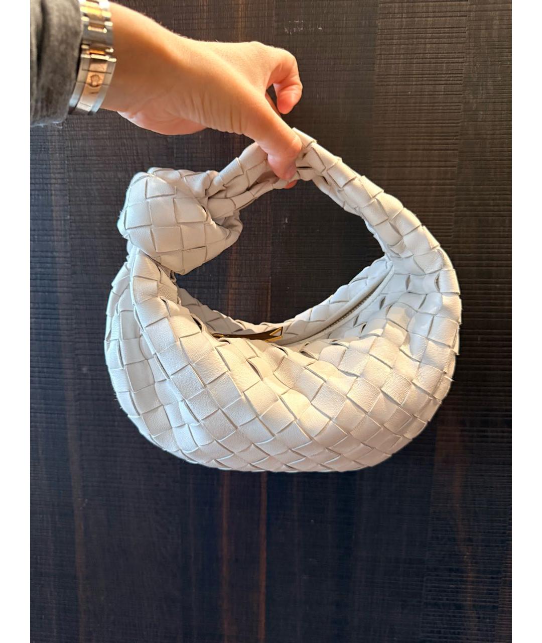 BOTTEGA VENETA Белая кожаная сумка с короткими ручками, фото 5