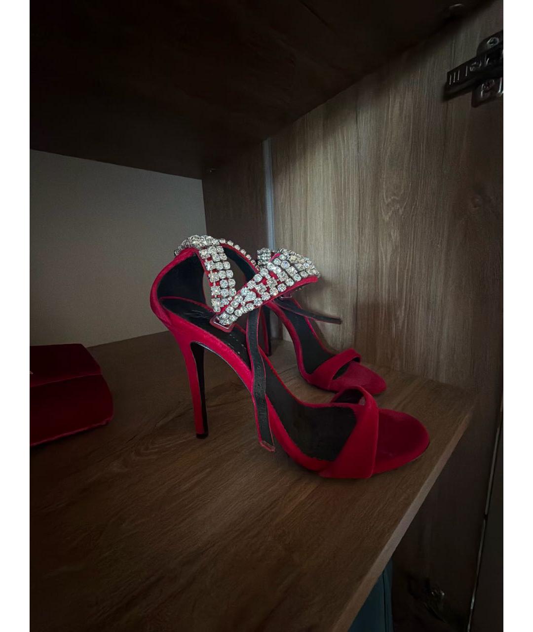 GIUSEPPE ZANOTTI DESIGN Бордовые бархатные босоножки, фото 4