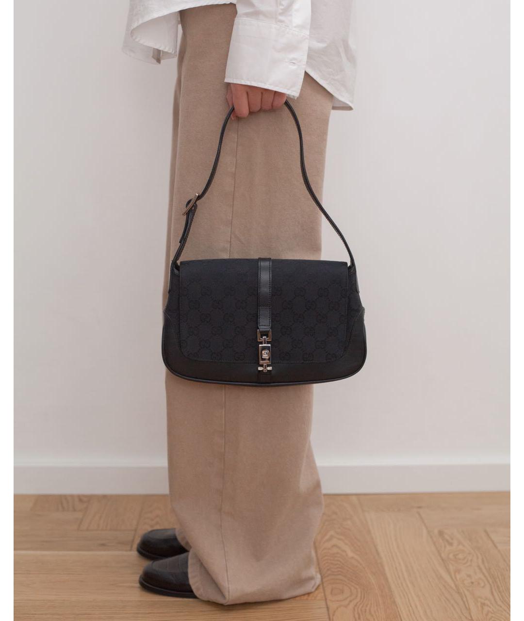 GUCCI Черная сумка с короткими ручками из канвы, фото 3