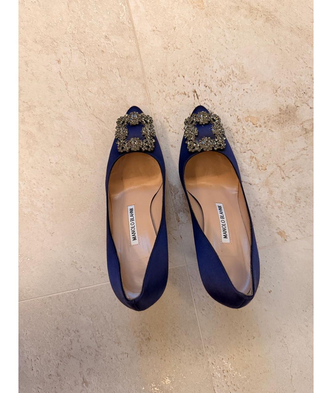 MANOLO BLAHNIK Темно-синие бархатные туфли, фото 3