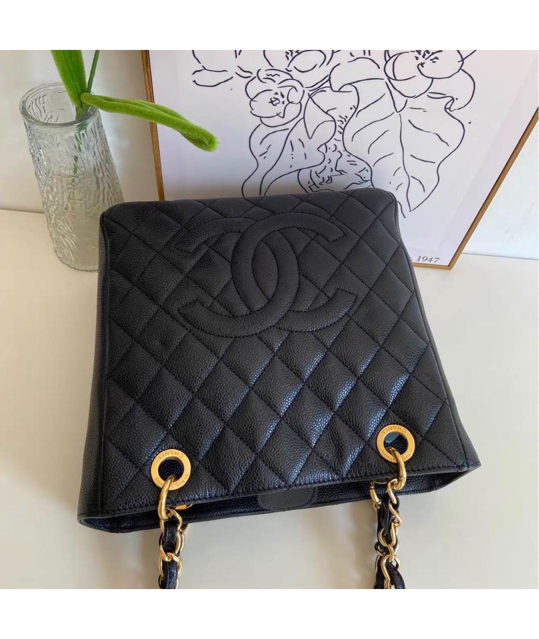 CHANEL Черная кожаная сумка тоут, фото 7