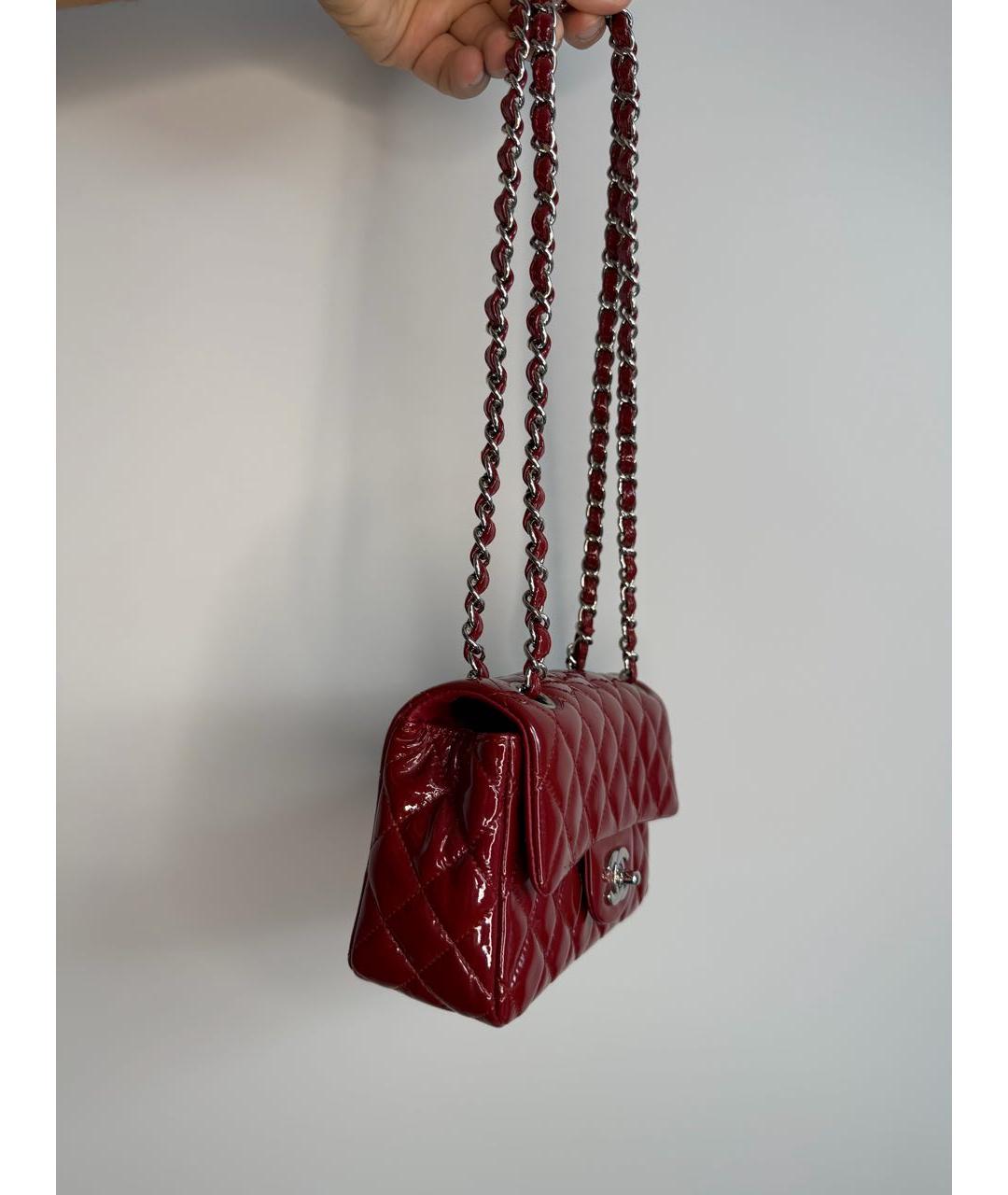 CHANEL Бордовая сумка с короткими ручками из лакированной кожи, фото 2