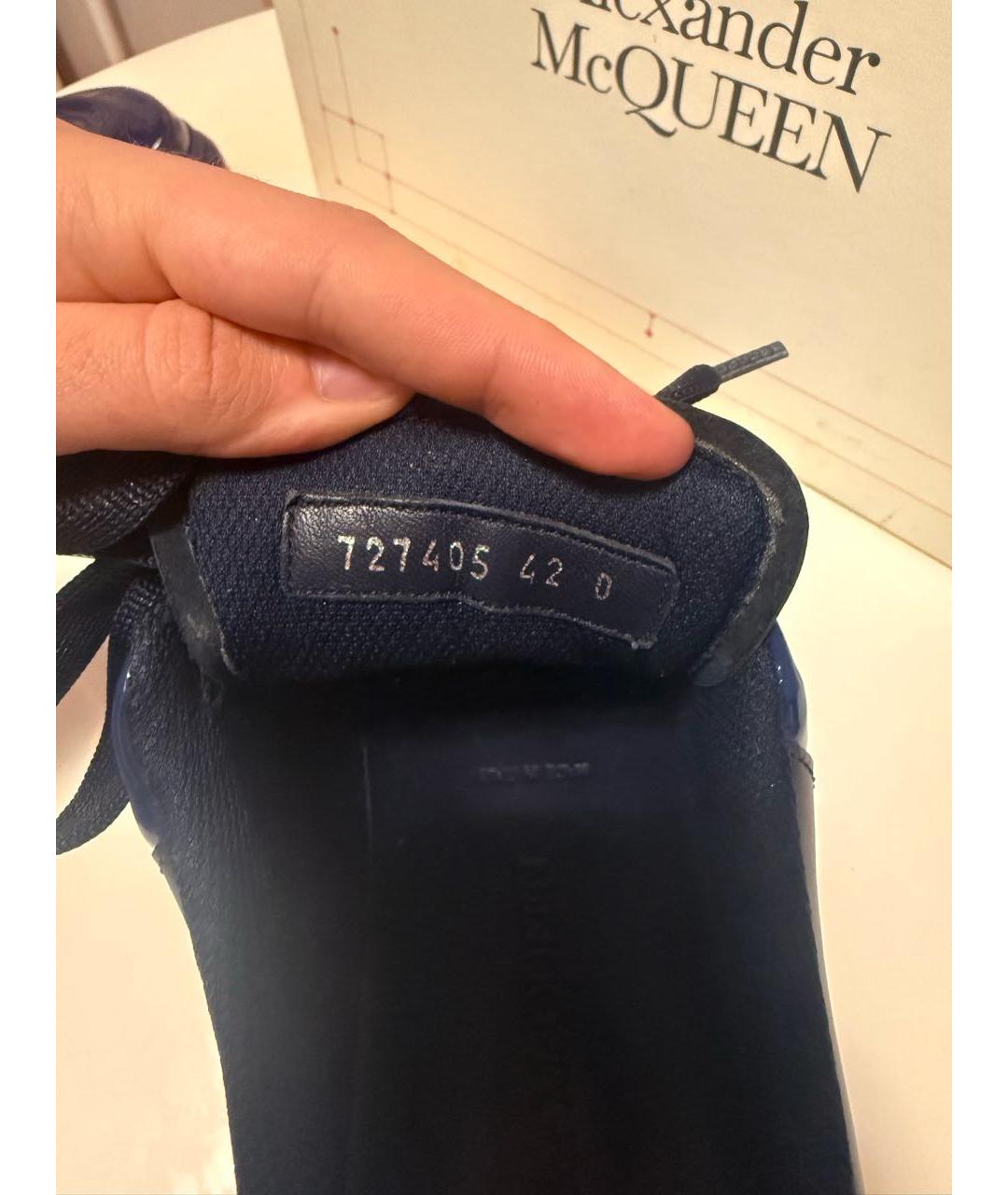 ALEXANDER MCQUEEN Темно-синие высокие кроссовки / кеды из лакированной кожи, фото 6