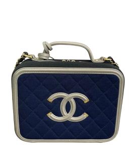 CHANEL Сумка через плечо