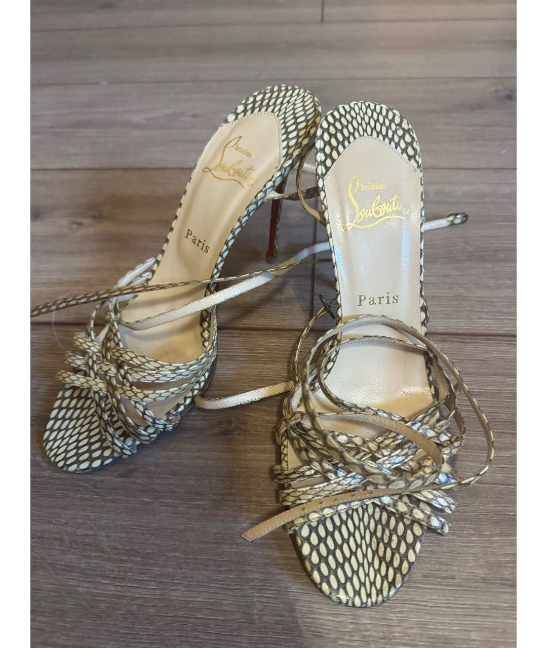 CHRISTIAN LOUBOUTIN Бежевые босоножки из кожи питона, фото 3