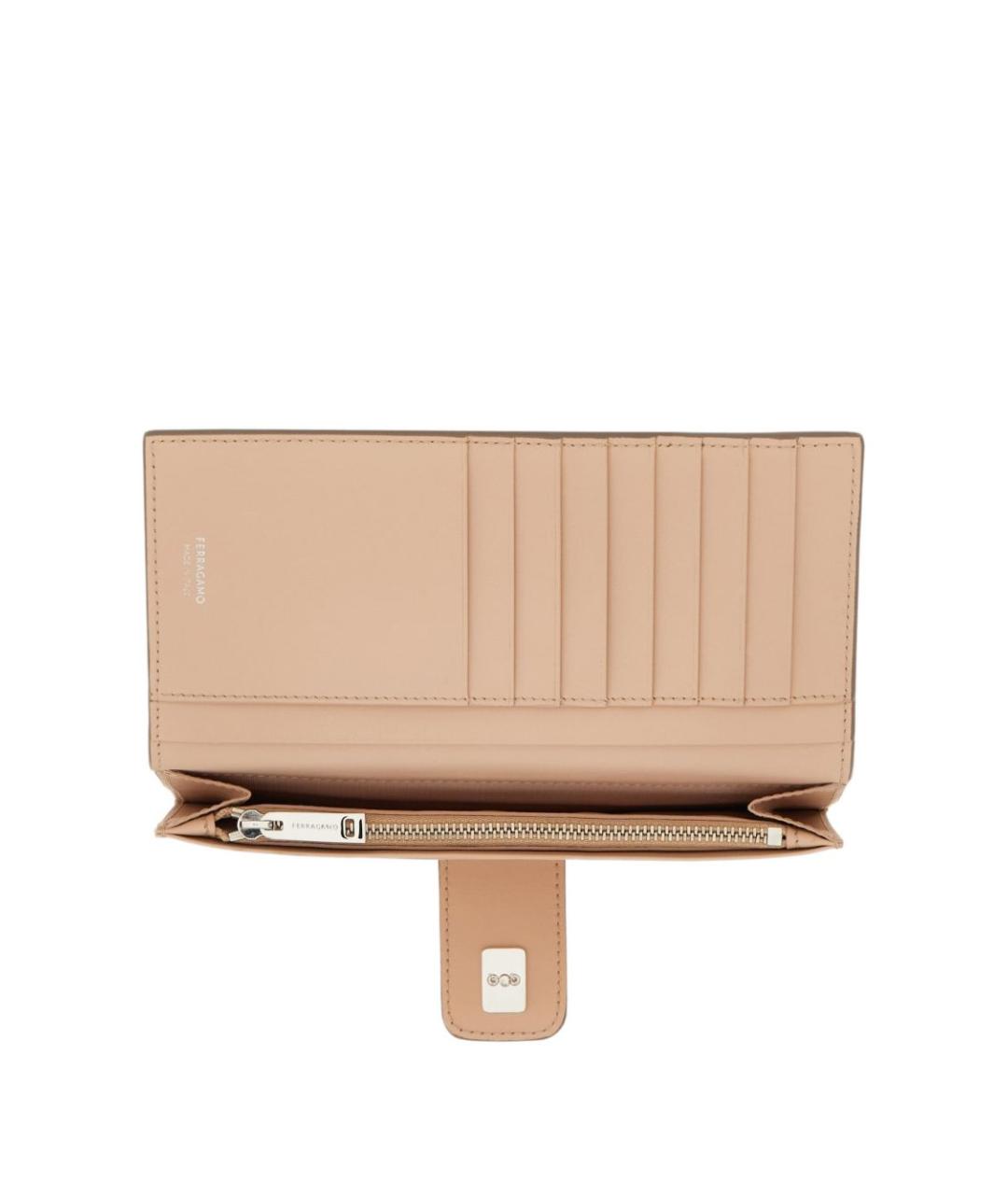 FERRAGAMO Бежевый кожаный кошелек, фото 5