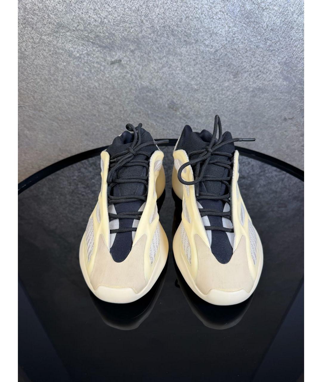 ADIDAS YEEZY Бежевые текстильные низкие кроссовки / кеды, фото 2