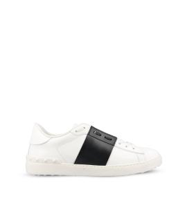 VALENTINO Низкие кроссовки / кеды
