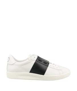 VALENTINO Низкие кроссовки / кеды
