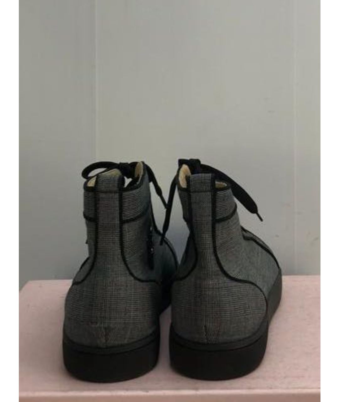 CHRISTIAN LOUBOUTIN Серые текстильные высокие ботинки, фото 5