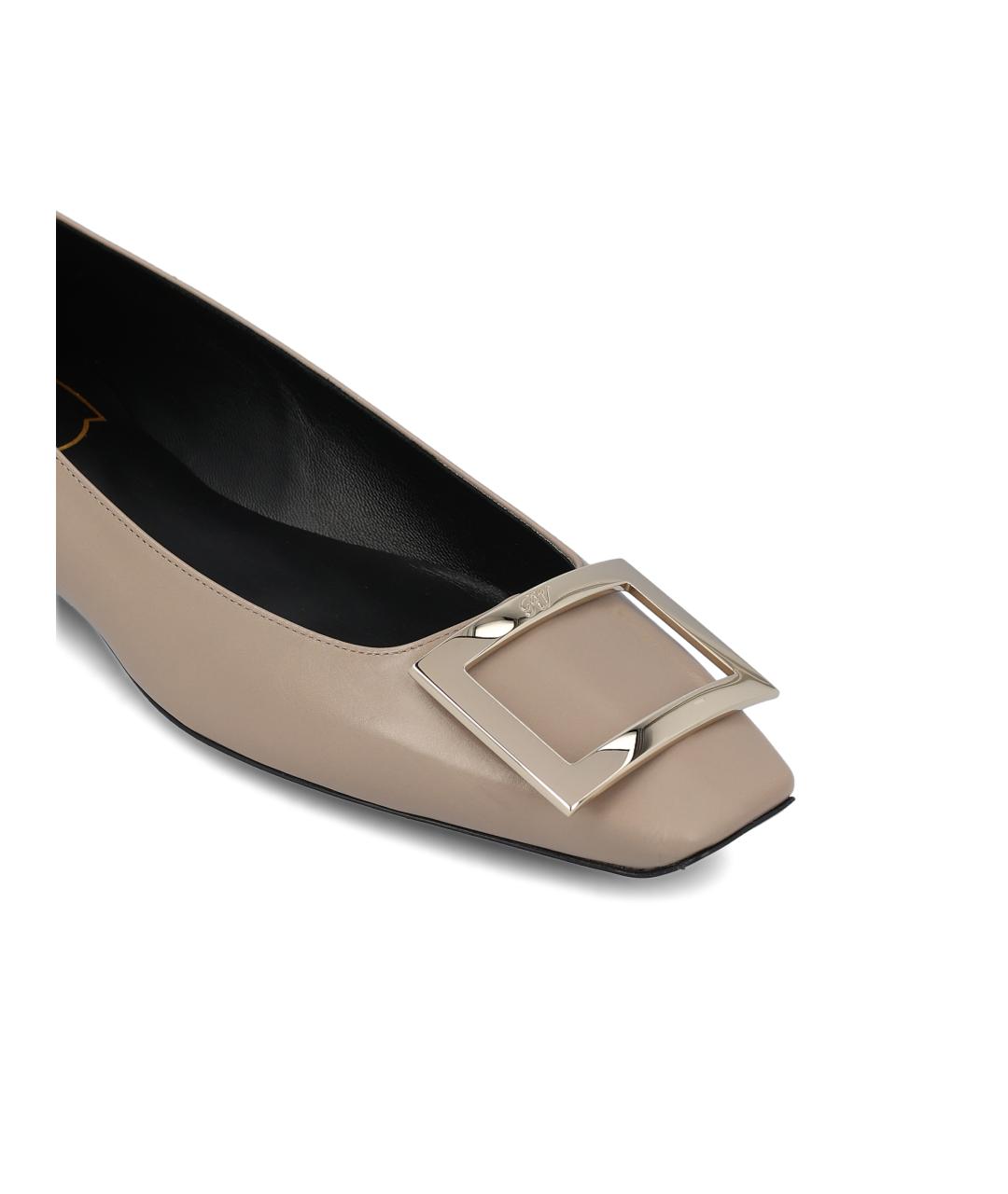 ROGER VIVIER Бежевые кожаные балетки, фото 4