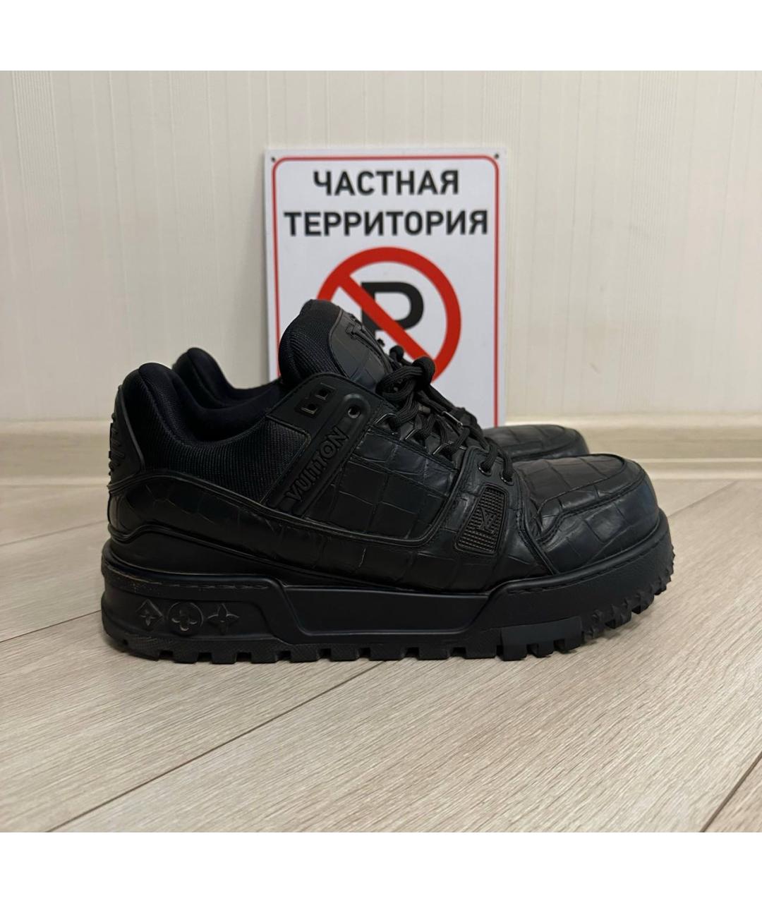 LOUIS VUITTON Черные низкие кроссовки / кеды из кожи крокодила, фото 6