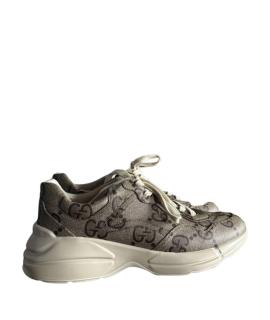 GUCCI Низкие кроссовки / кеды