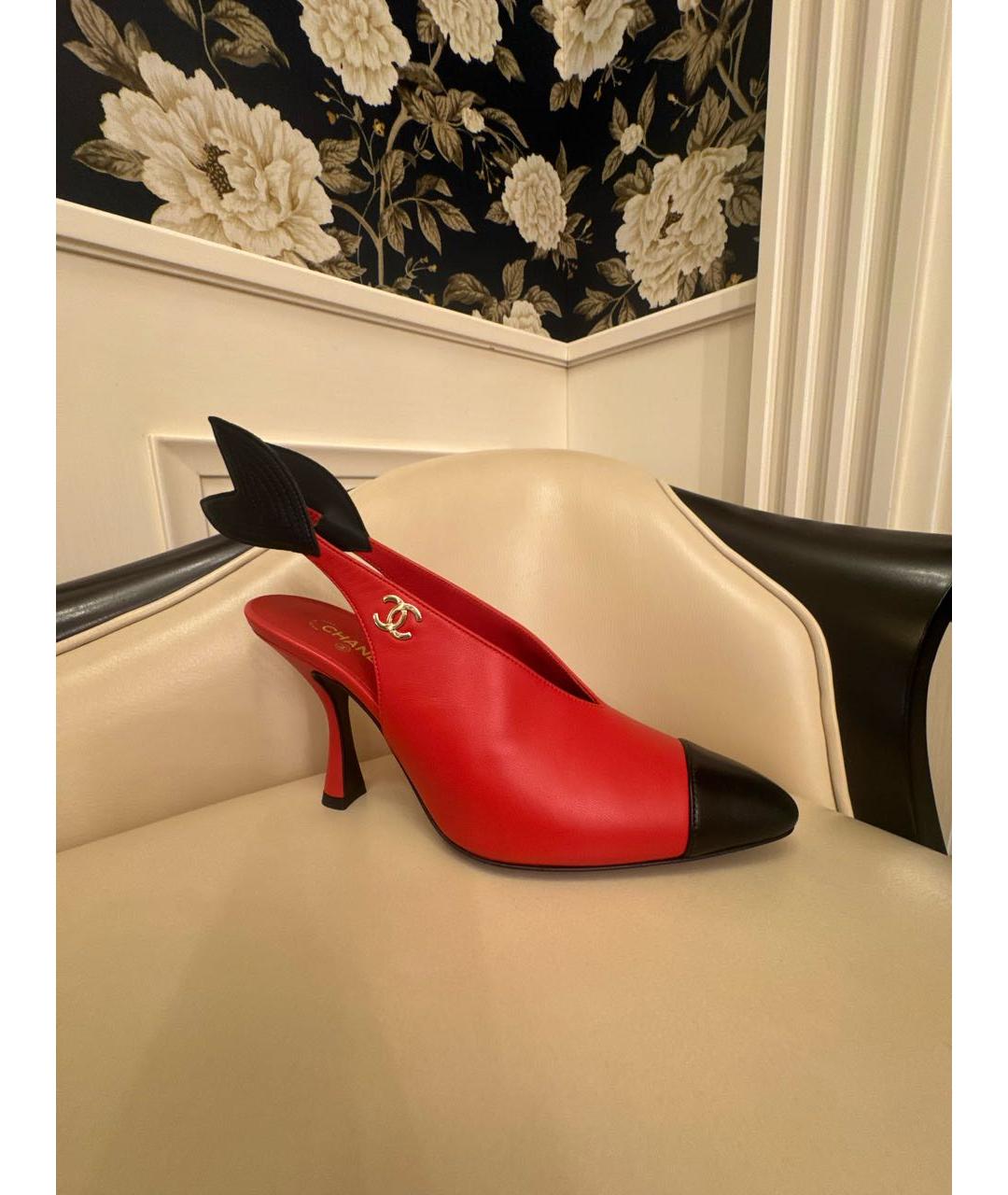 CHANEL Красные кожаные туфли, фото 5