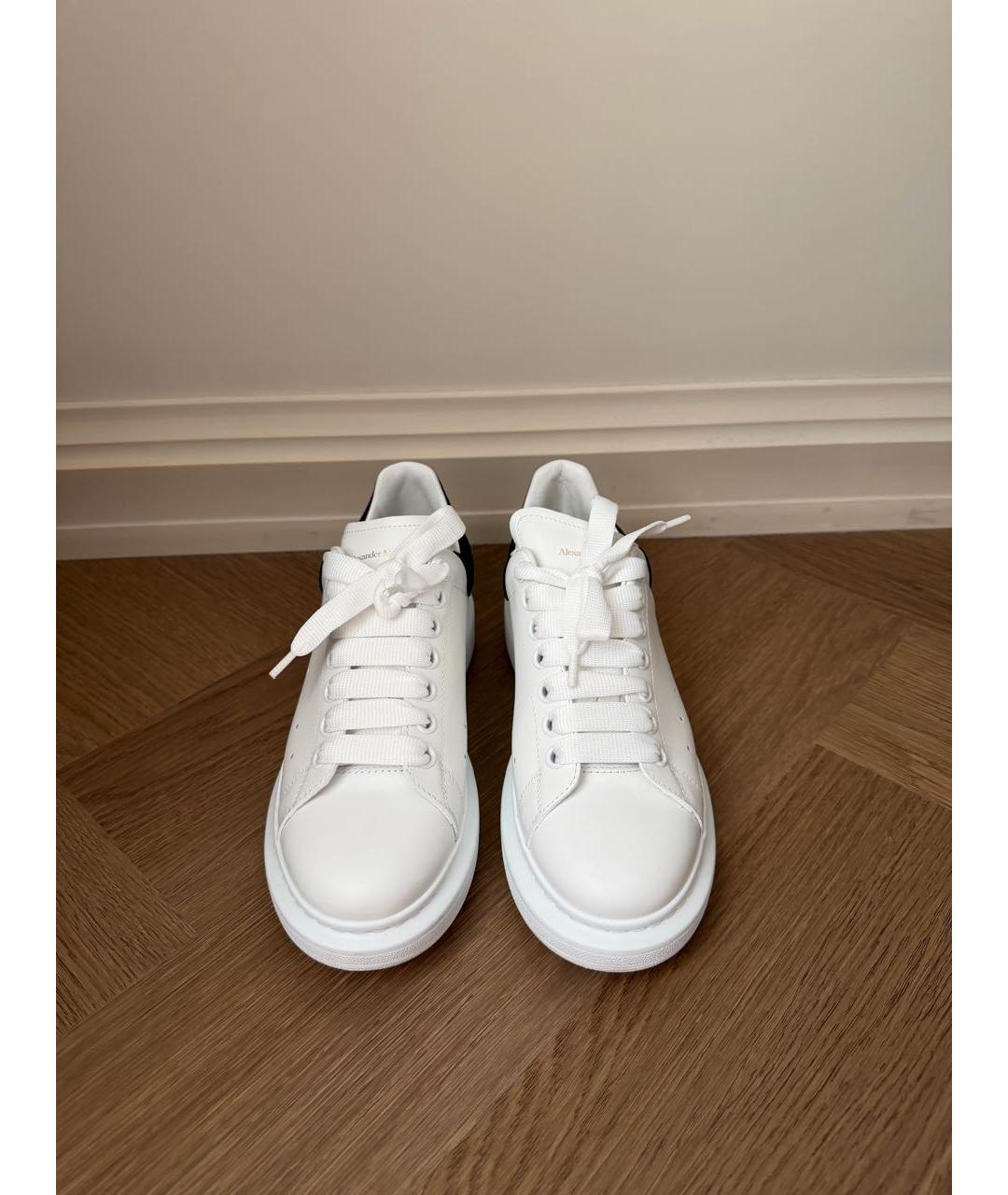 ALEXANDER MCQUEEN Белые кожаные кеды, фото 2