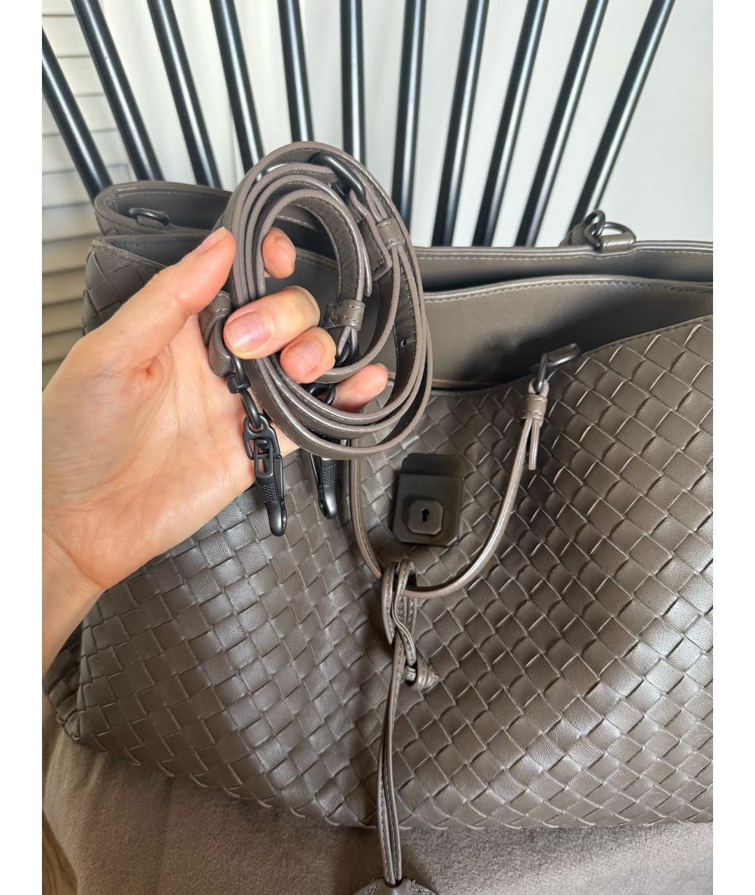 BOTTEGA VENETA Коричневая кожаная сумка тоут, фото 6