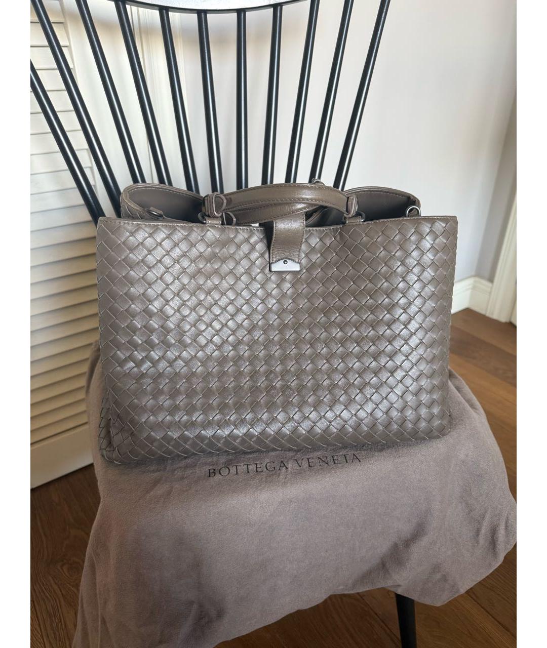 BOTTEGA VENETA Коричневая кожаная сумка тоут, фото 3