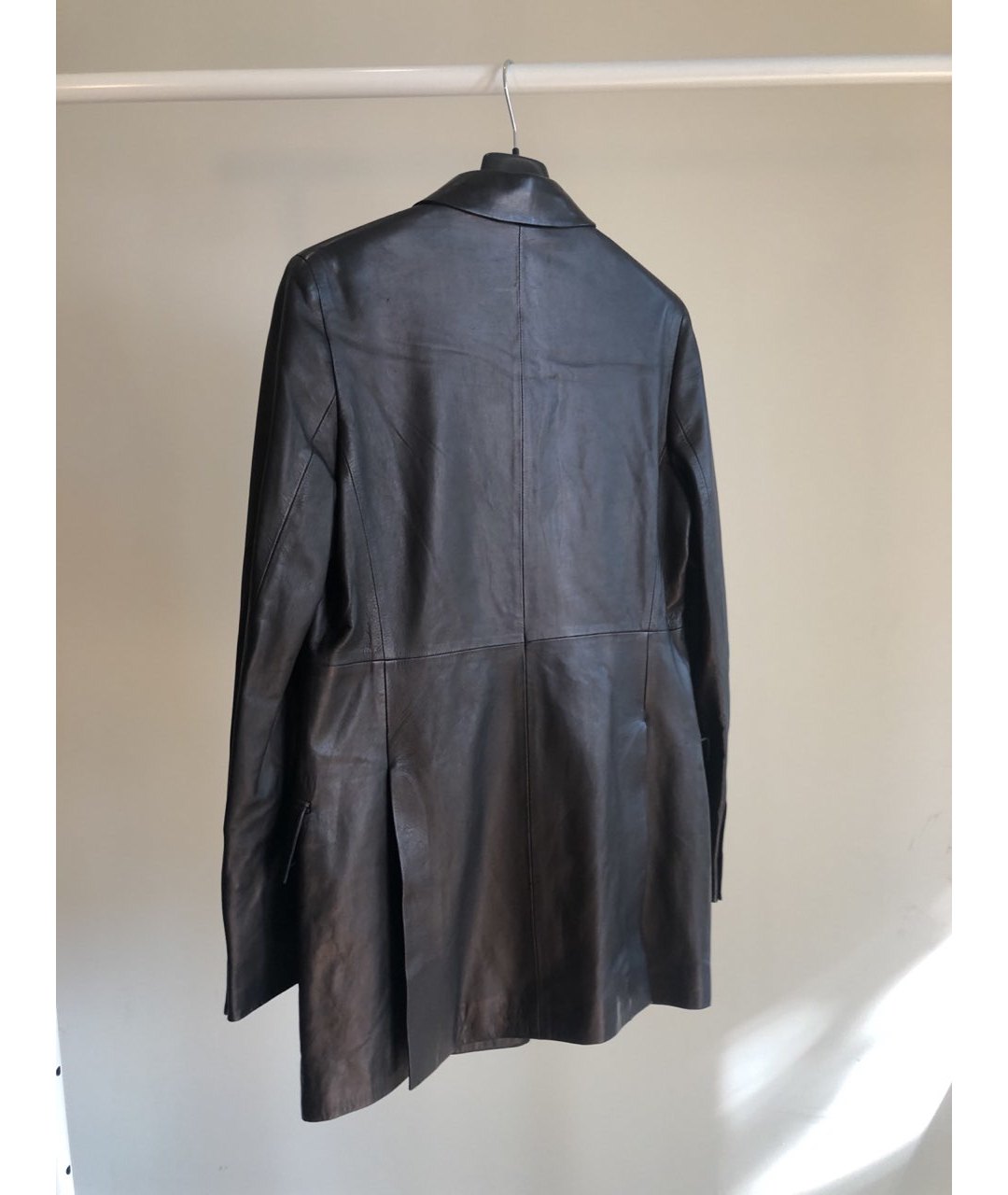 SALVATORE FERRAGAMO Черный кожаный жакет/пиджак, фото 2
