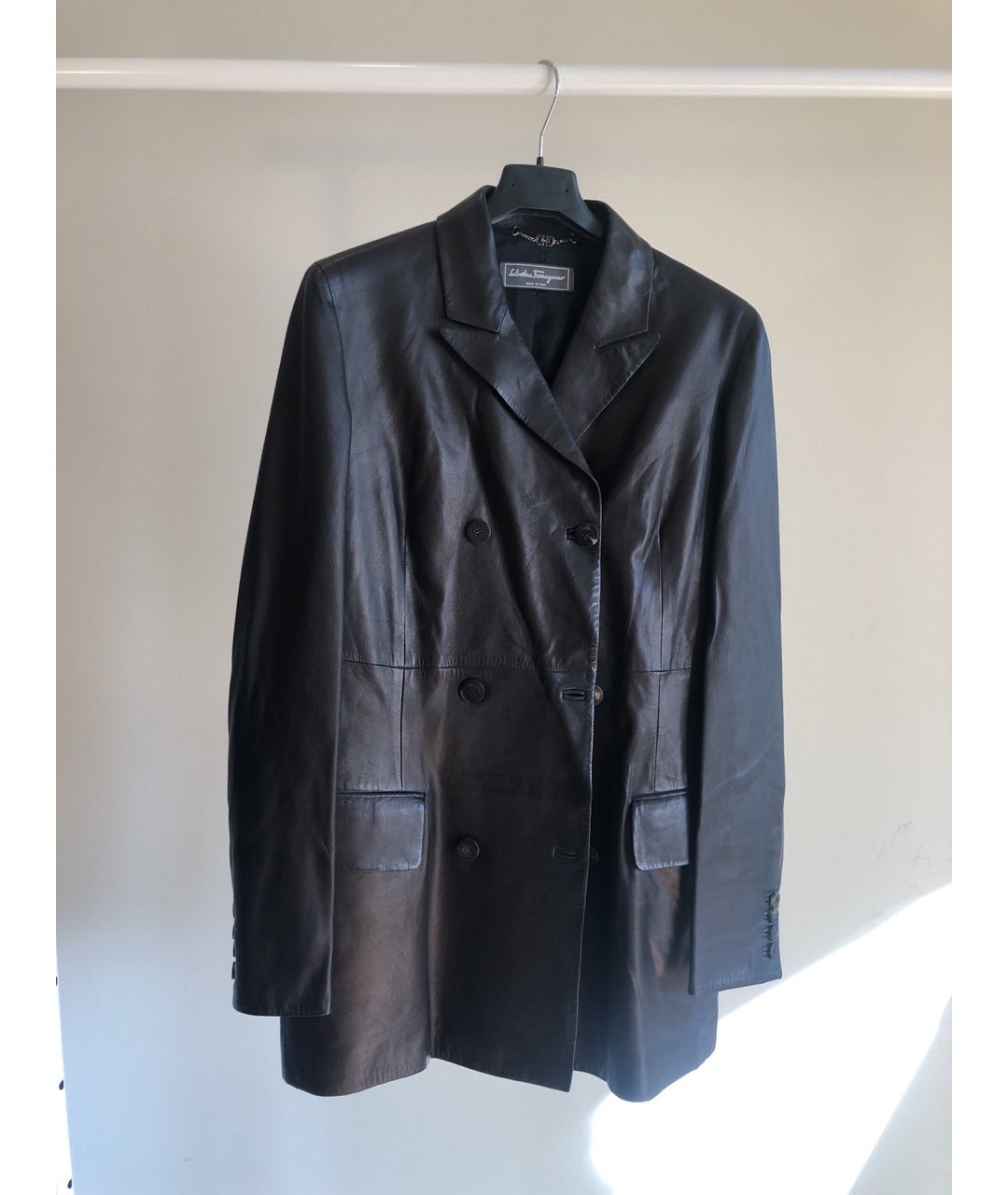 SALVATORE FERRAGAMO Черный кожаный жакет/пиджак, фото 8