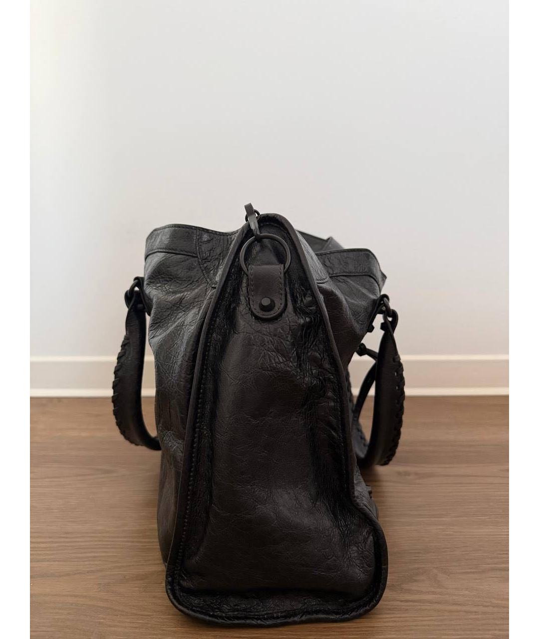 BALENCIAGA Черная сумка с короткими ручками из кожи питона, фото 2