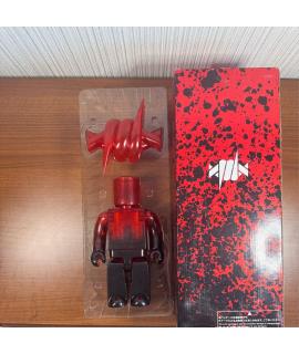 MEDICOM TOY Скульптура