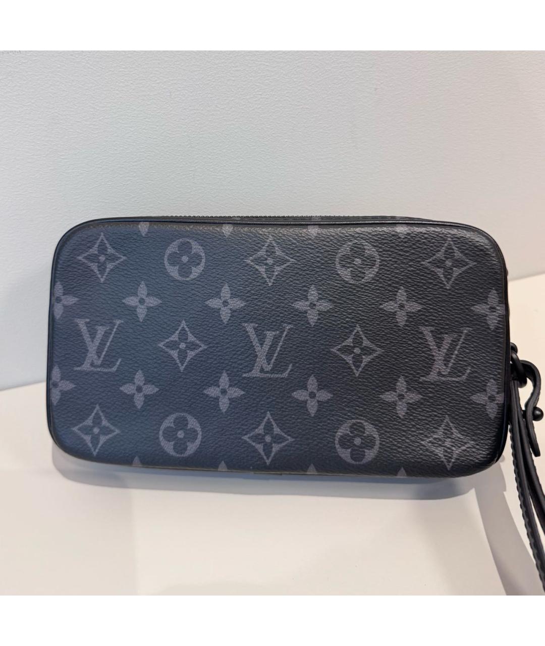 LOUIS VUITTON Черная барсетка из канвы, фото 4