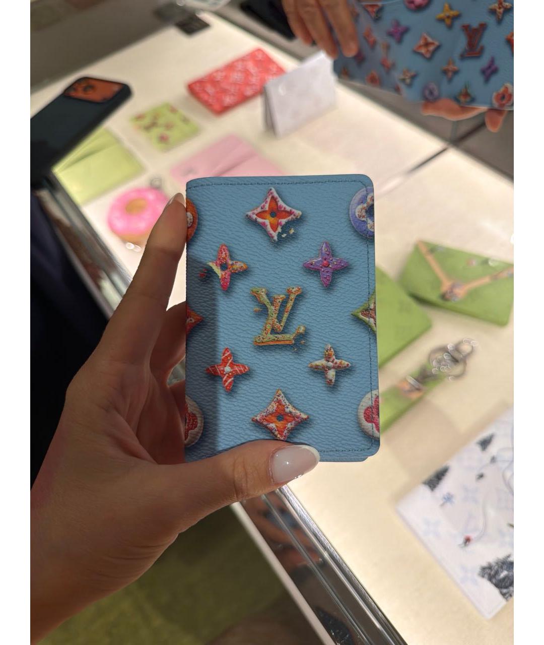 LOUIS VUITTON Голубой кожаный кардхолдер, фото 2