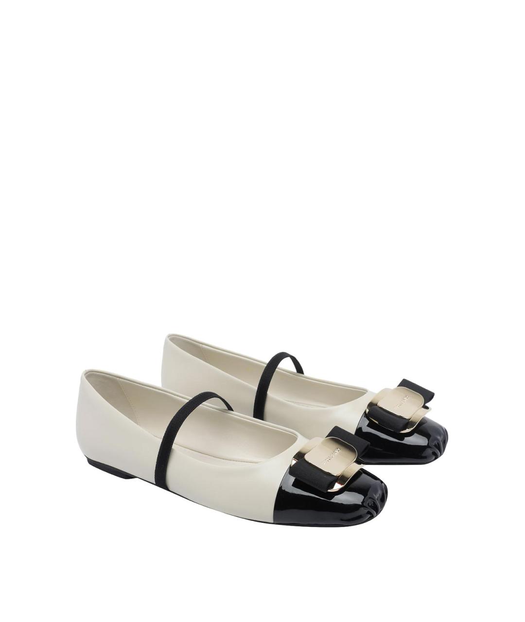 FERRAGAMO Белые кожаные балетки, фото 2