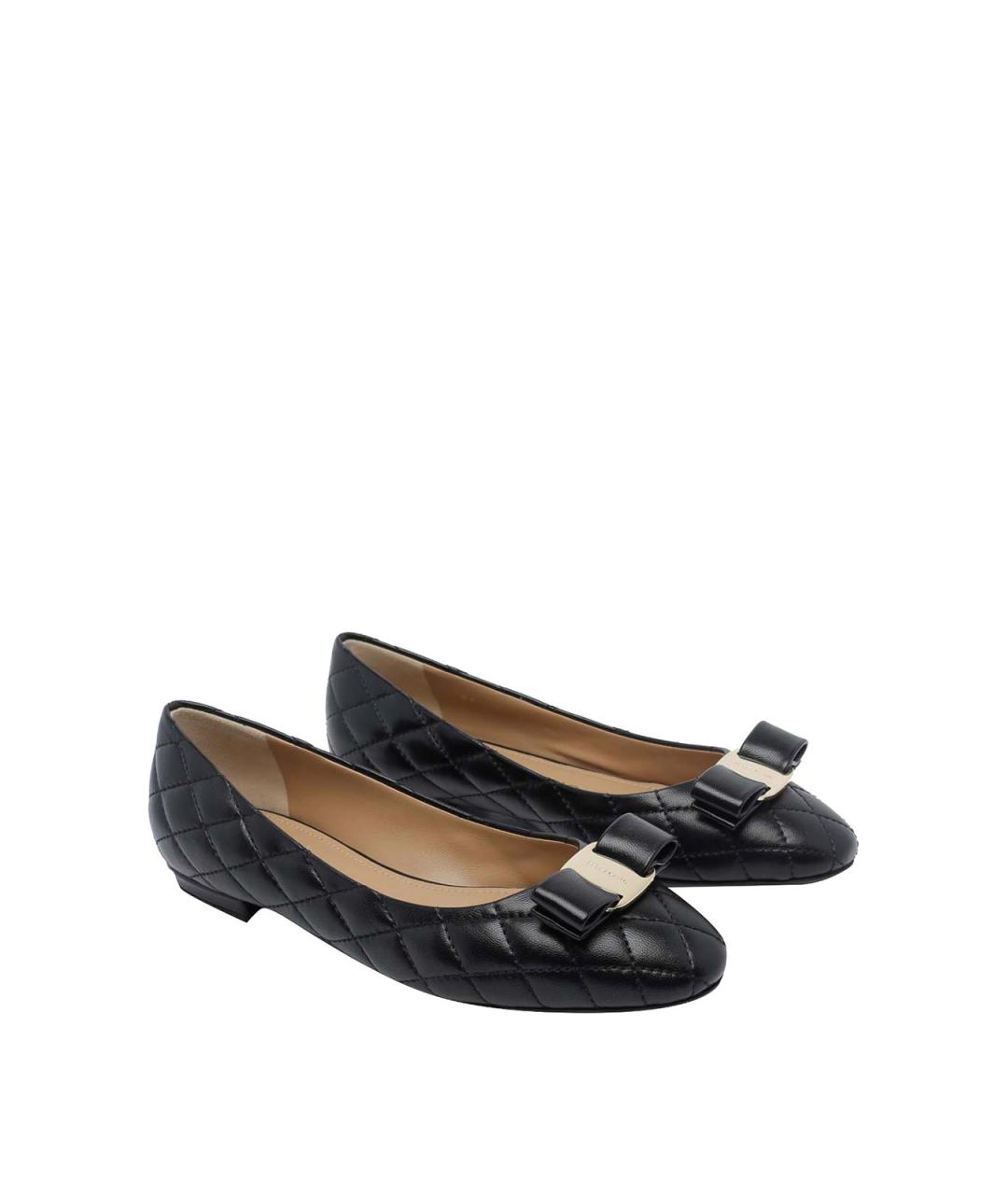 FERRAGAMO Черные кожаные балетки, фото 2