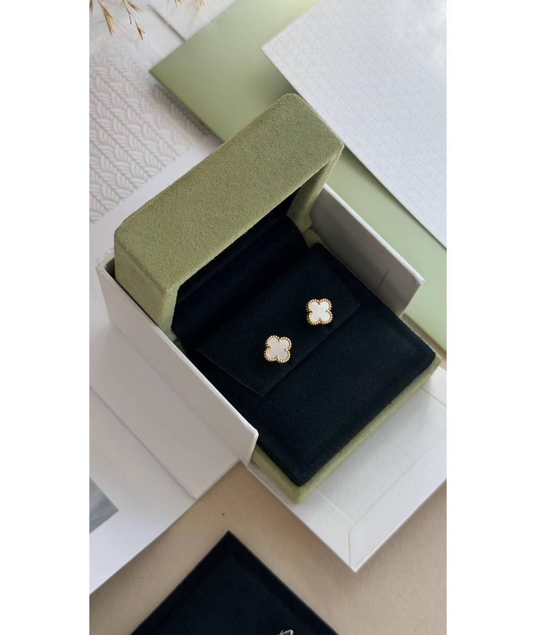 VAN CLEEF & ARPELS Белые серьги из желтого золота, фото 2