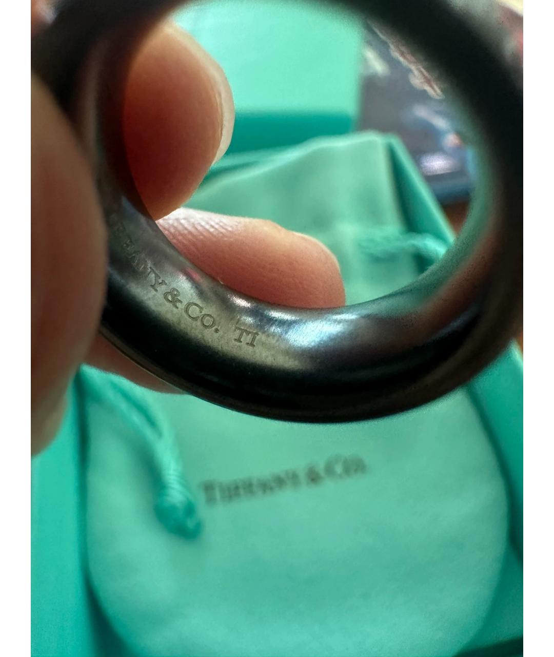 TIFFANY&CO Черное металлическое кольцо, фото 6
