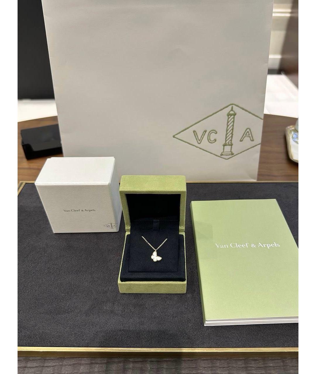 VAN CLEEF & ARPELS Белая подвеска из желтого золота, фото 4
