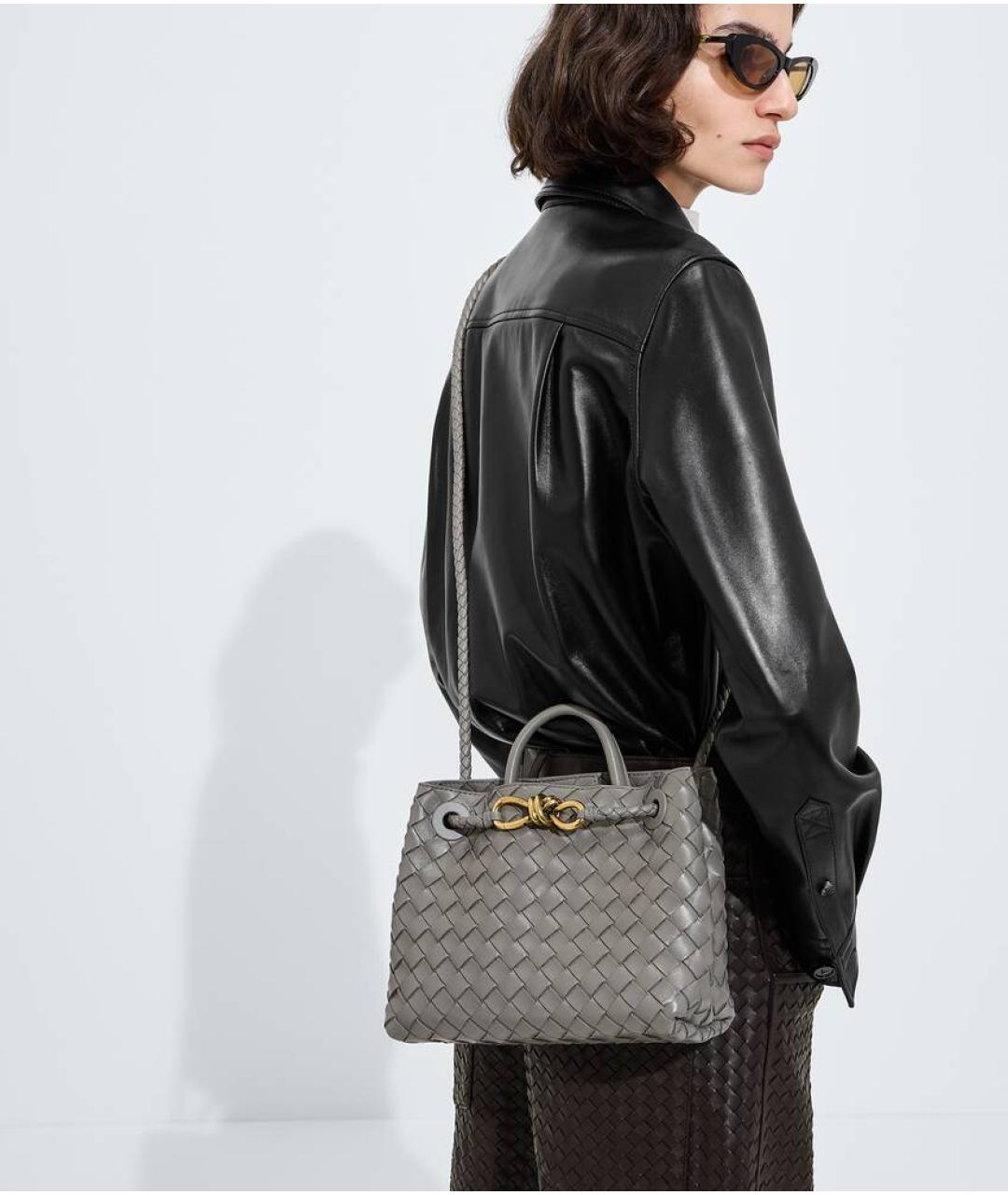 BOTTEGA VENETA Серая кожаная сумка с короткими ручками, фото 6