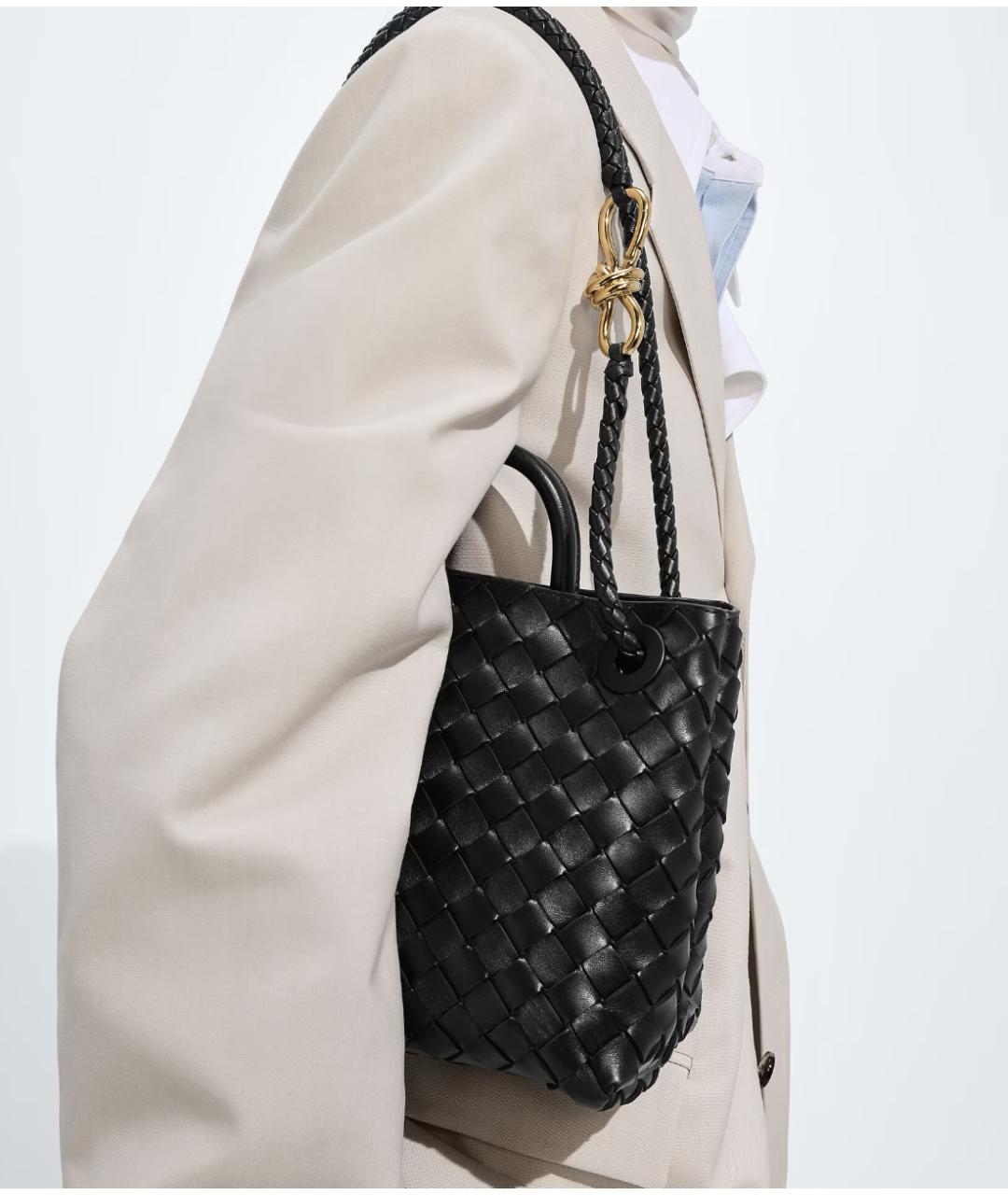 BOTTEGA VENETA Черная кожаная сумка с короткими ручками, фото 6