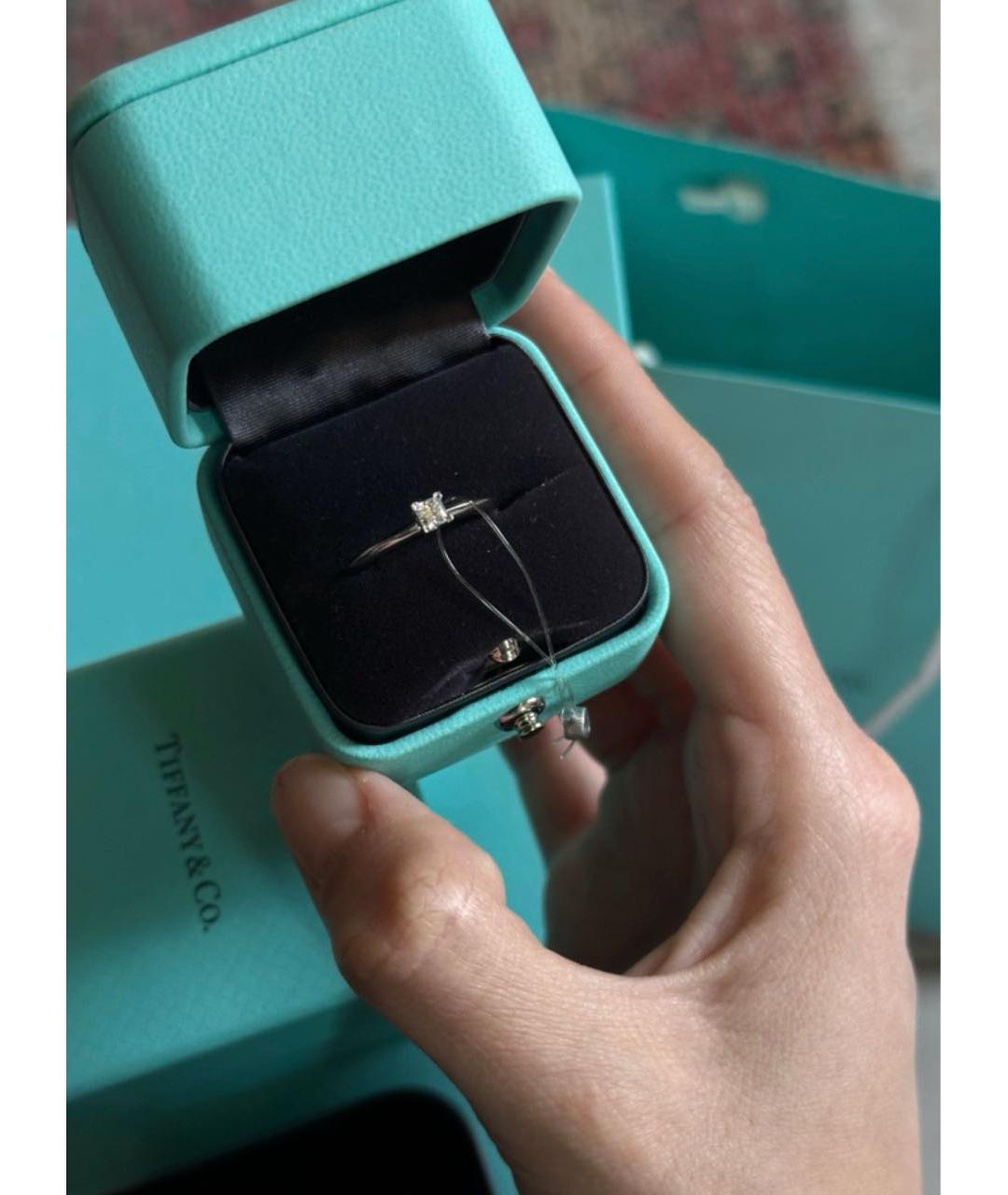 TIFFANY&CO Белое платиновое кольцо, фото 3