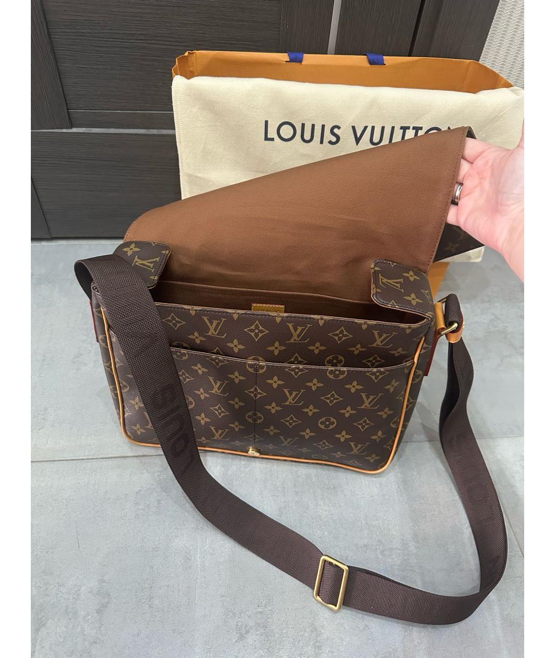 LOUIS VUITTON Коричневая сумка на плечо из канвы, фото 4
