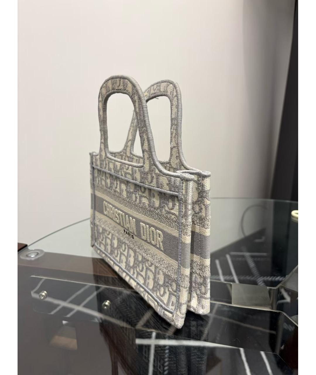 CHRISTIAN DIOR Серая жаккардовая сумка с короткими ручками, фото 2
