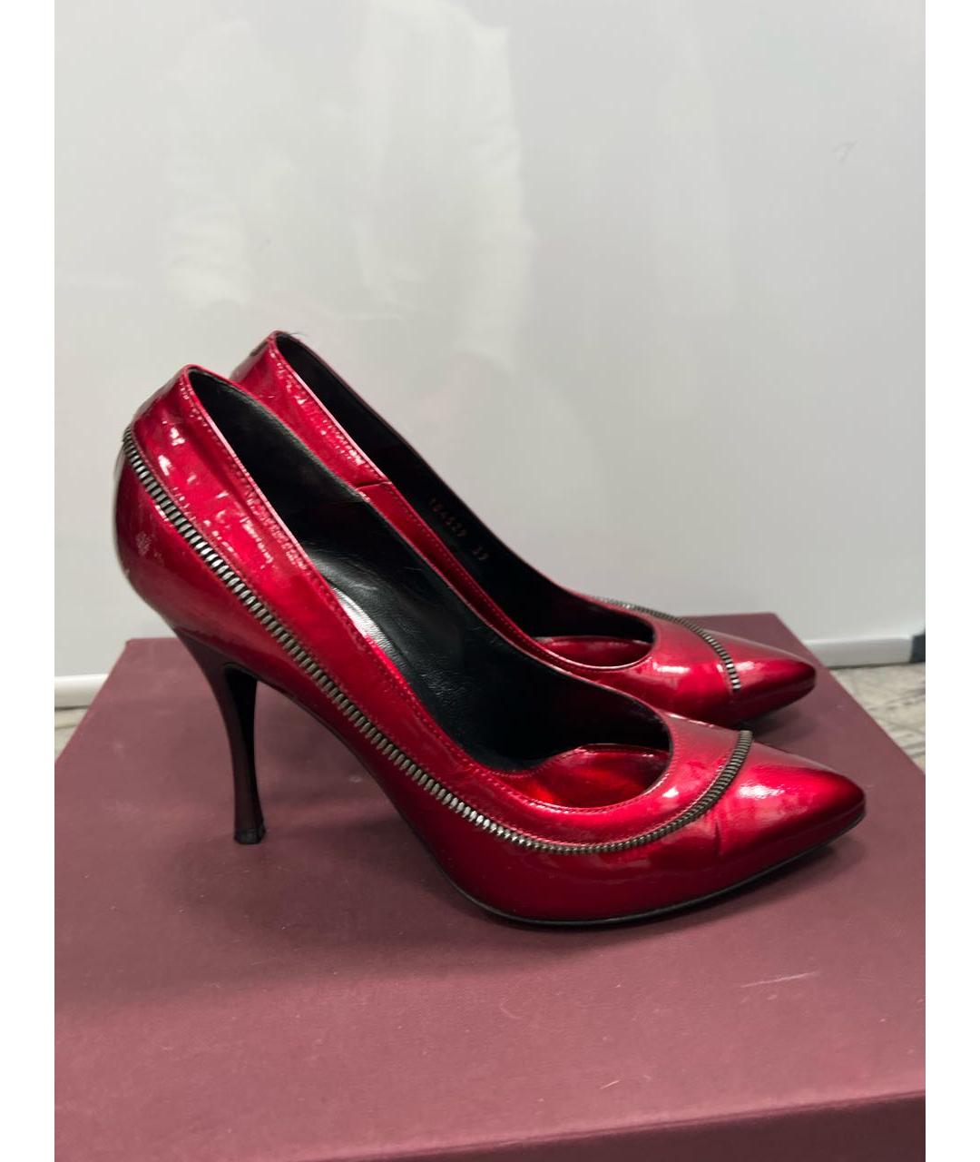 ALEXANDER MCQUEEN Красные туфли из лакированной кожи, фото 5