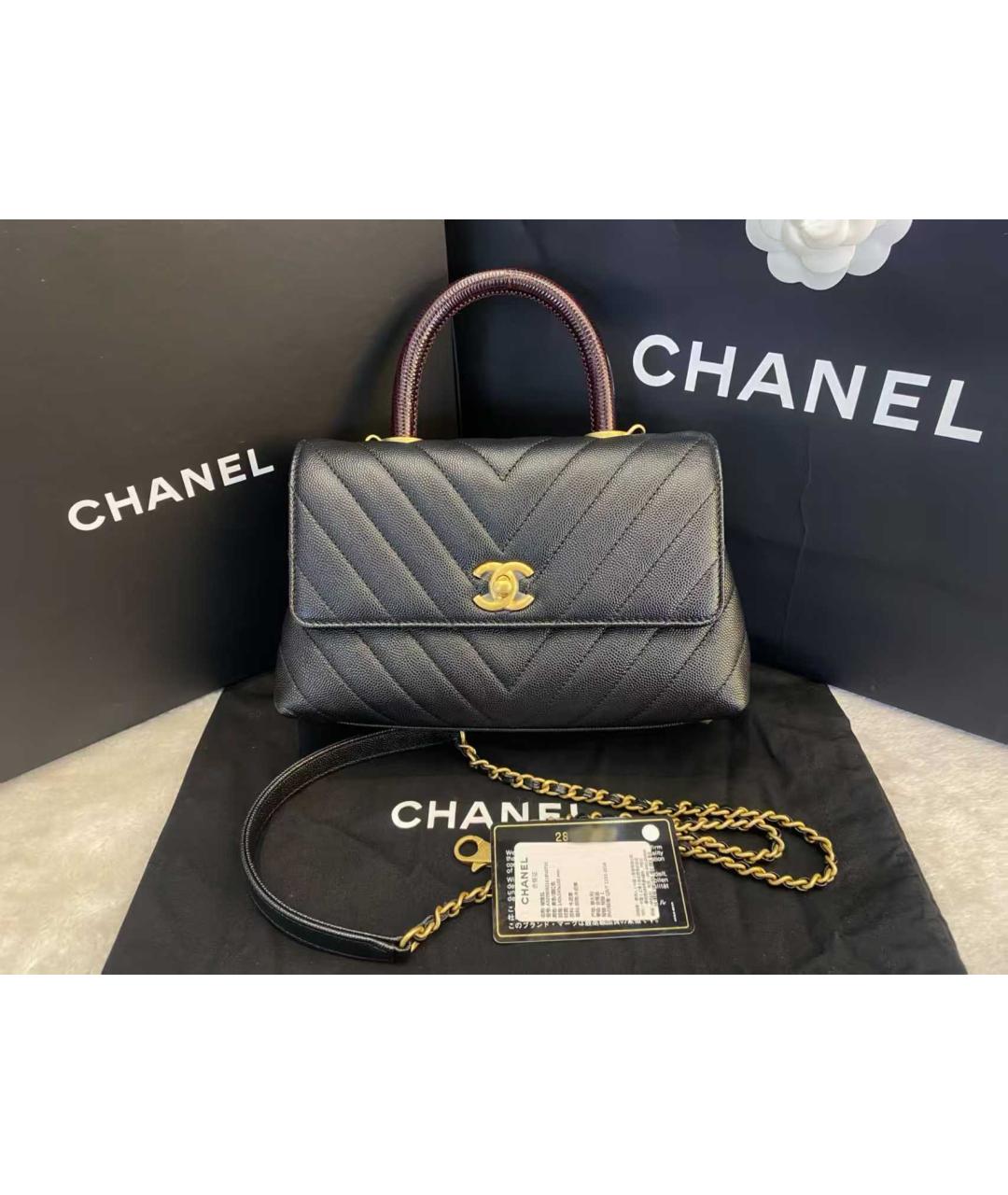 CHANEL Черная кожаная сумка с короткими ручками, фото 2